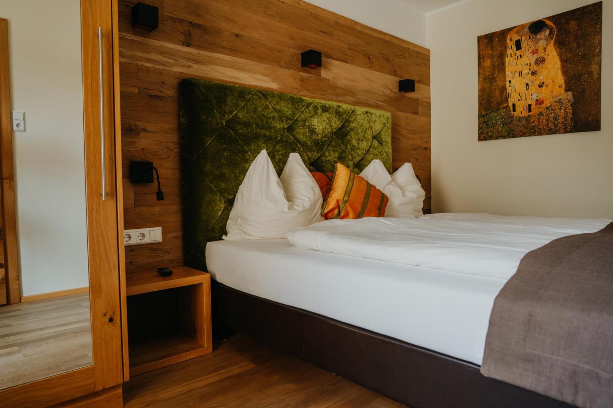 Bierhotel Loncium & Privatbrauerei 3*