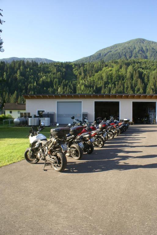 Bierhotel Loncium & Privatbrauerei 3*